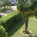 Family-friendly With Swimming Pool Babici, - 2531 Apartmán *