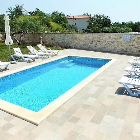 شقة Family-friendly With Swimming Pool Babici, - 2531