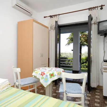 Family-friendly With Swimming Pool Babici, - 2531